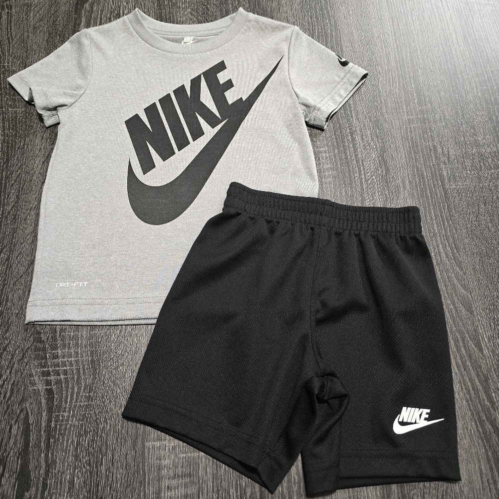 Nike Toddler 4T Gray and Black Shorts Set